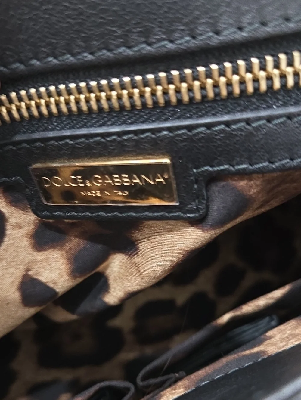 NWT! Dolce & Gabbana Miss Sicily Bag In Black Eel Leather & Leopard Interior-